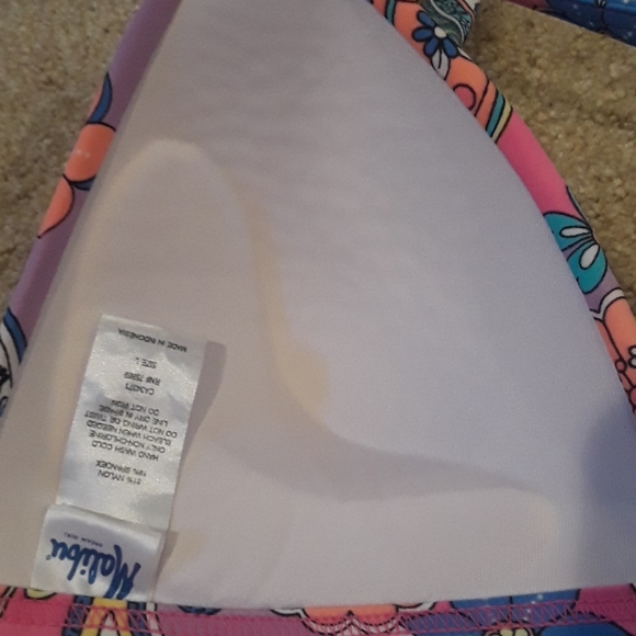 Malibu Floral Bikini Top - Picture 4 of 7